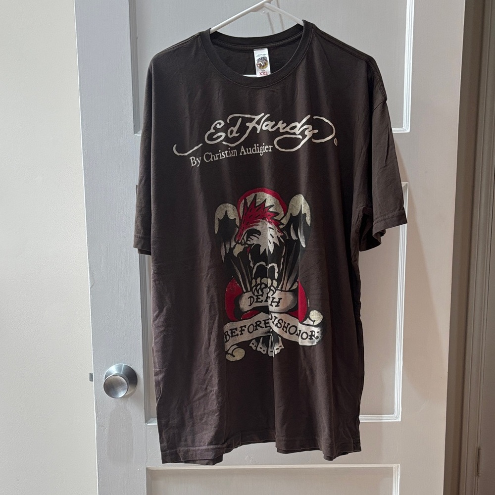 Christian Audigier Brown Graphic Short-Sleeve Tee with Red and Cream Accents